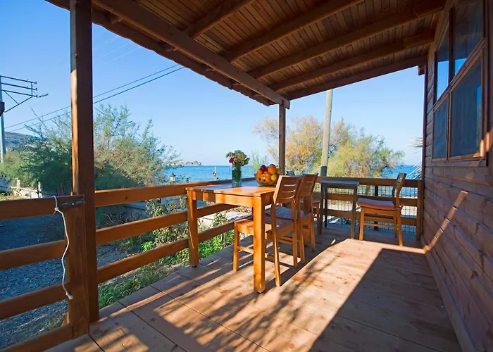 Evleri - Ilgin Adli Ev-karaburun- Izmir Yeniliman