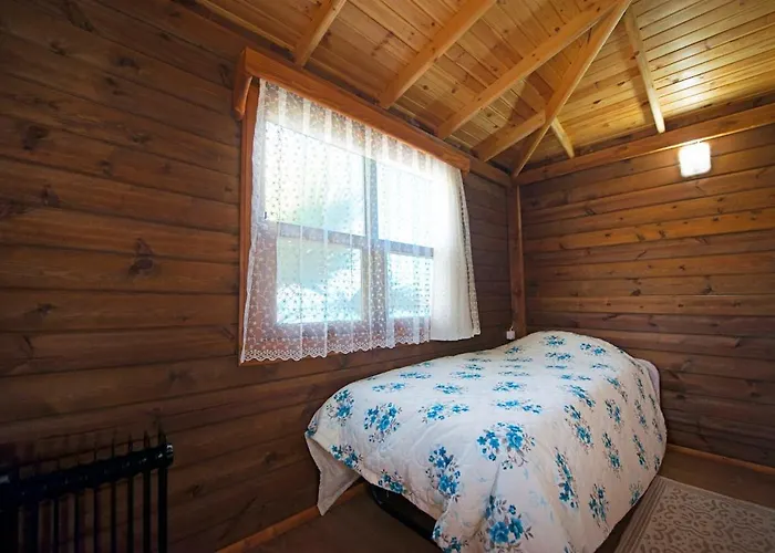 Evleri - Ilgin Adli Ev-karaburun- Izmir *